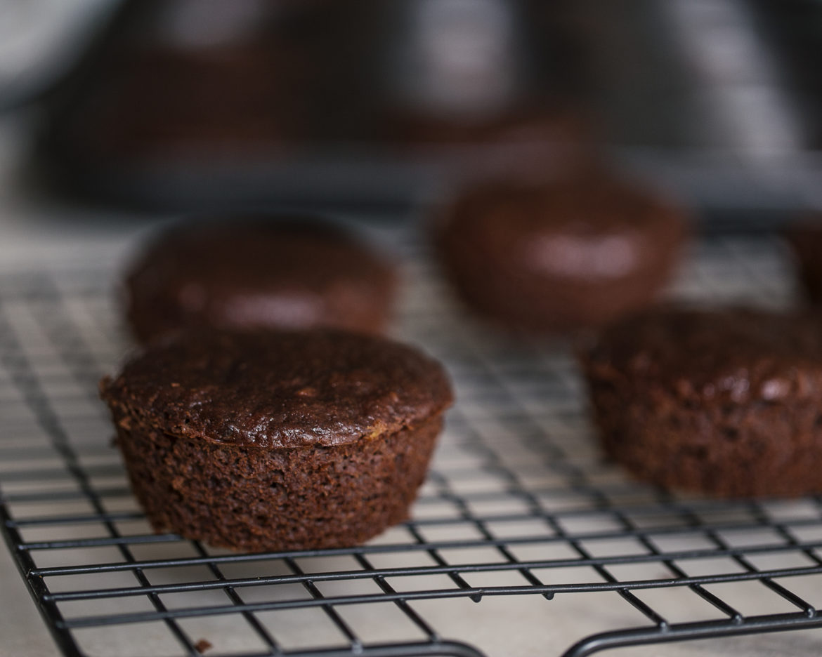 muffin de banana com chocolate